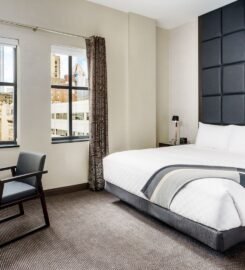 Joinery Hotel Pittsburgh, Curio Collection by Hilton