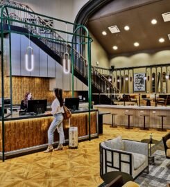 Joinery Hotel Pittsburgh, Curio Collection by Hilton
